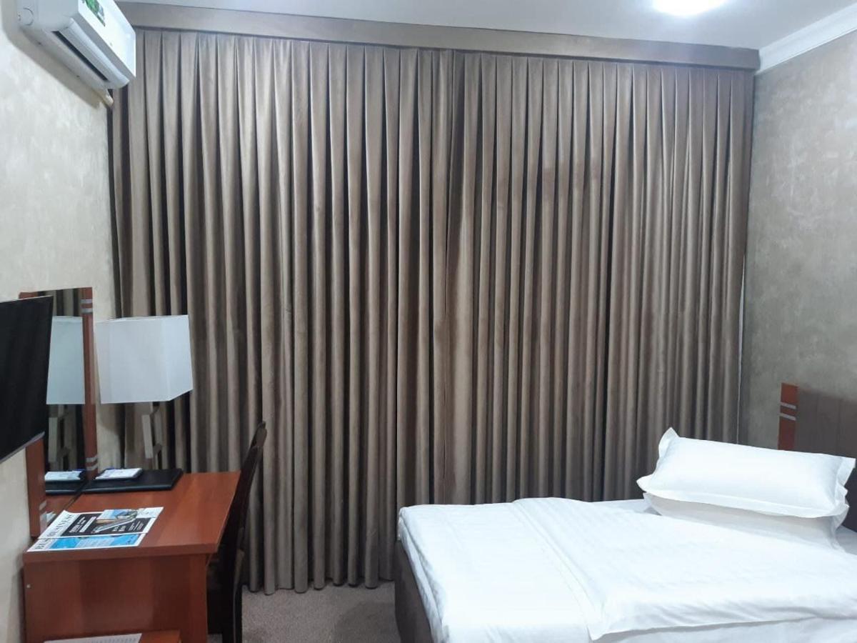 Zarafshan Grand Hotel Malik Exterior foto